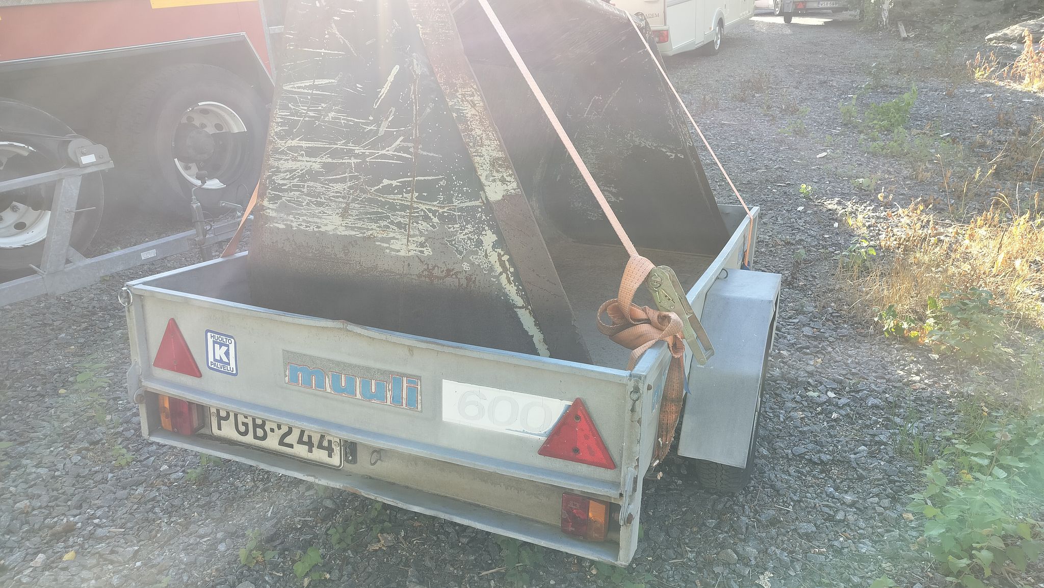 Image 3/6