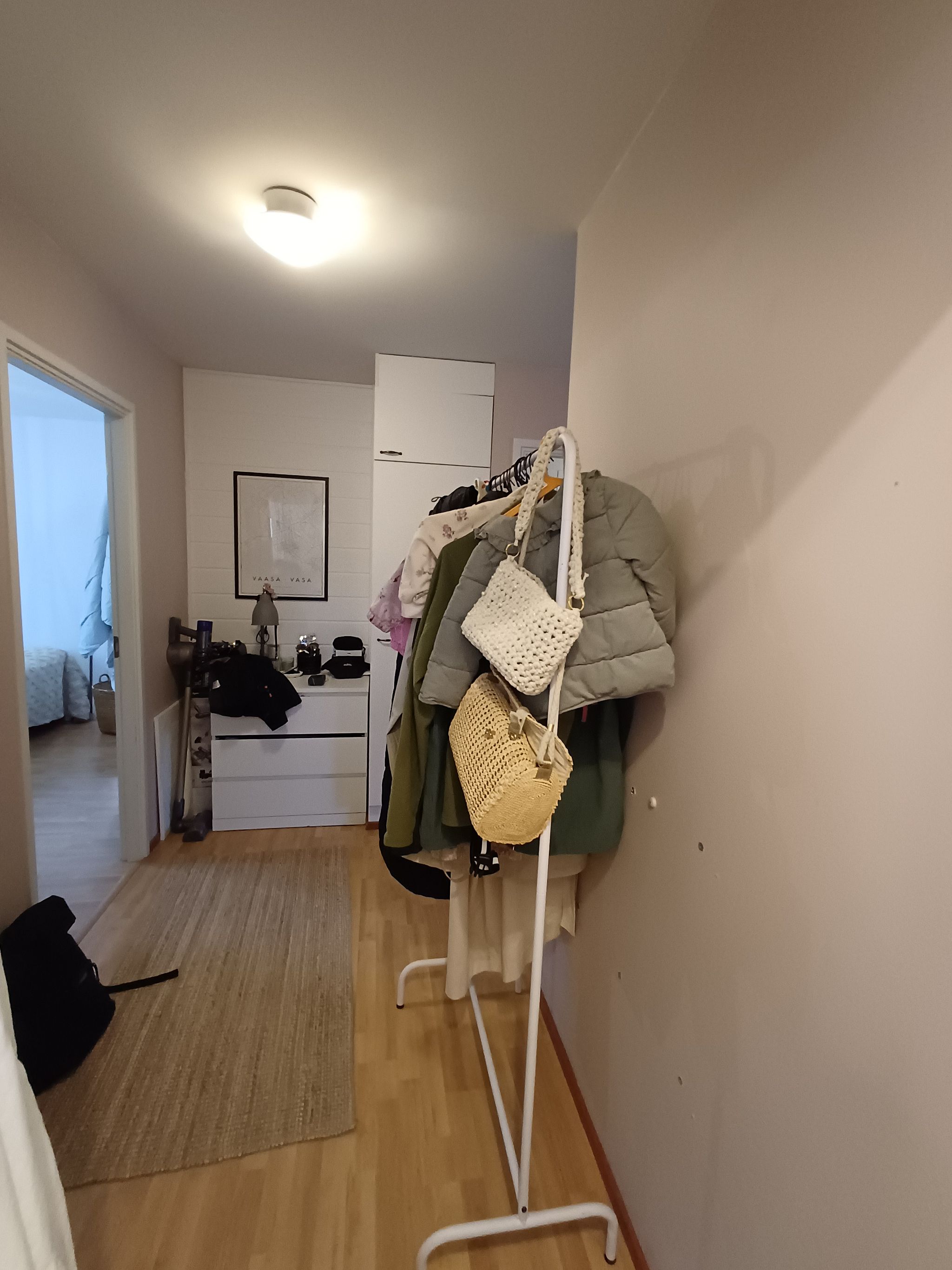 Image 5/19