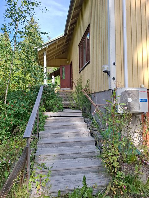 Image 127/142