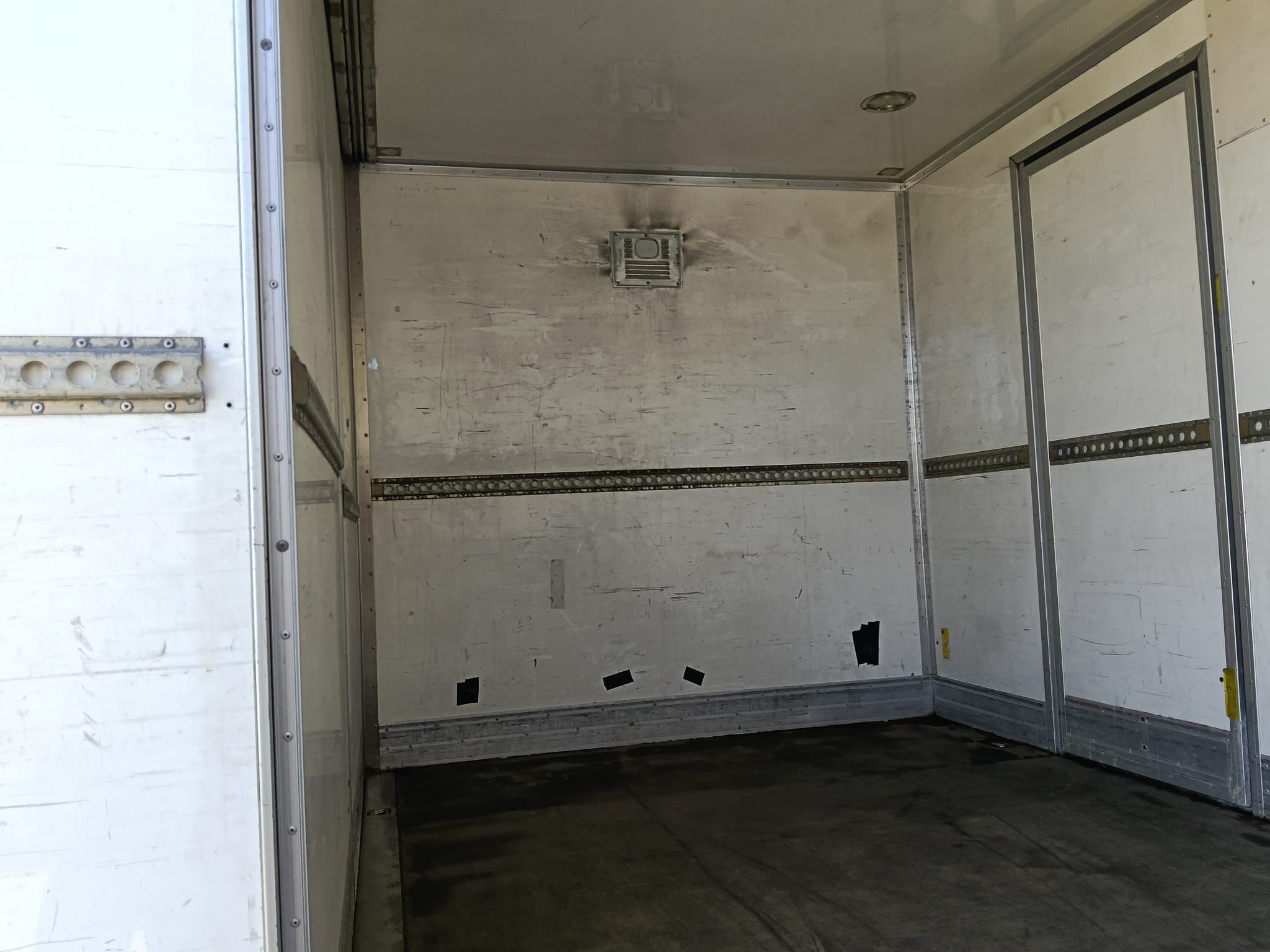 Image 10/79