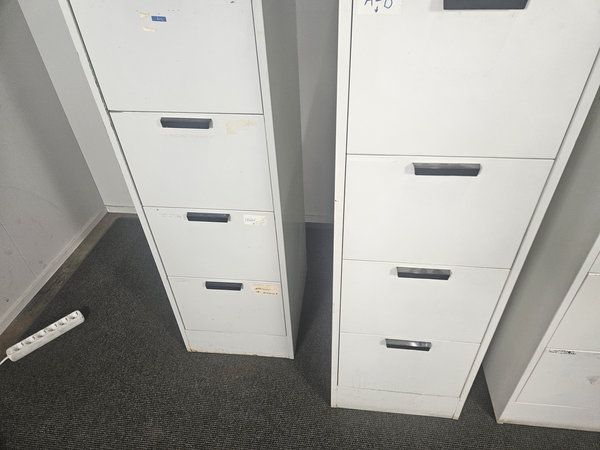 Image 5/13