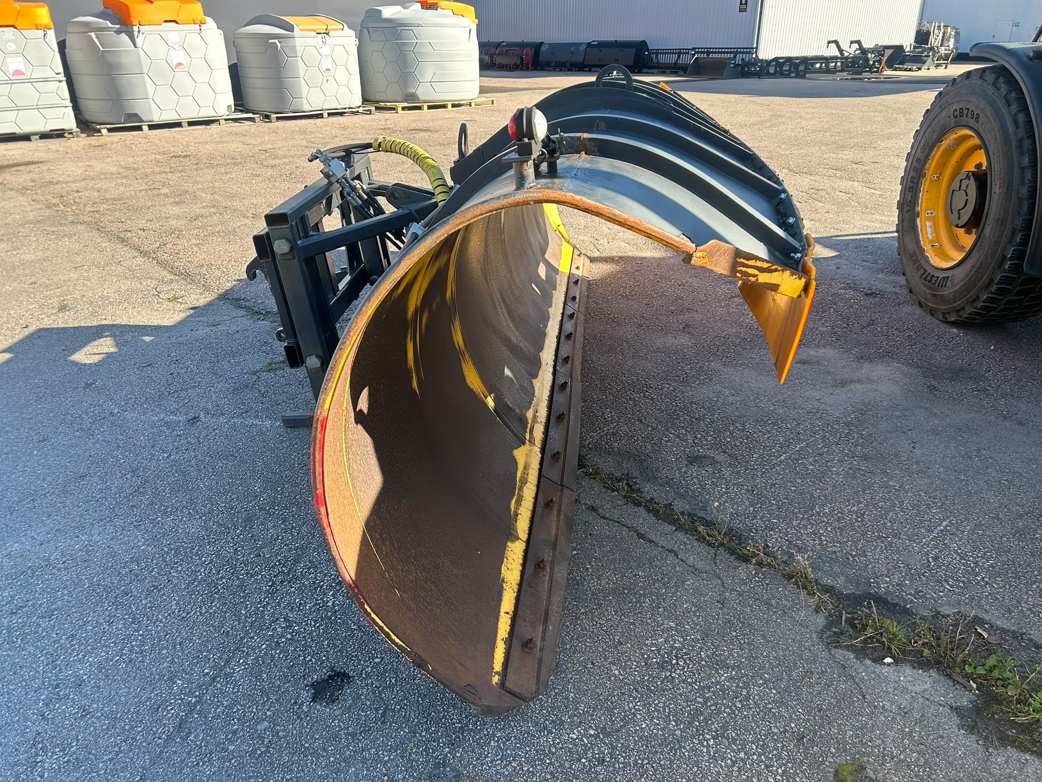Kuva 9/15