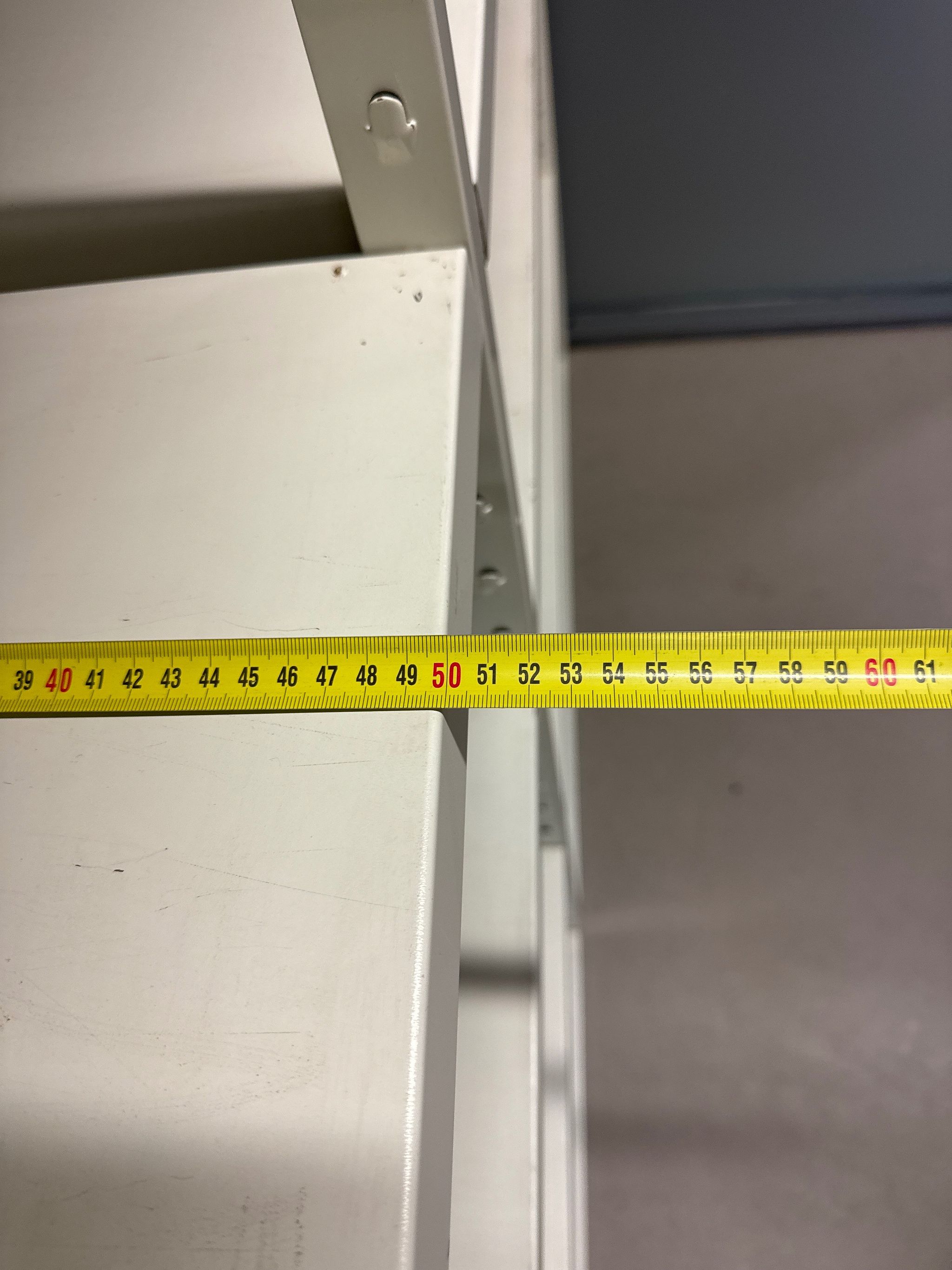 Image 6/10