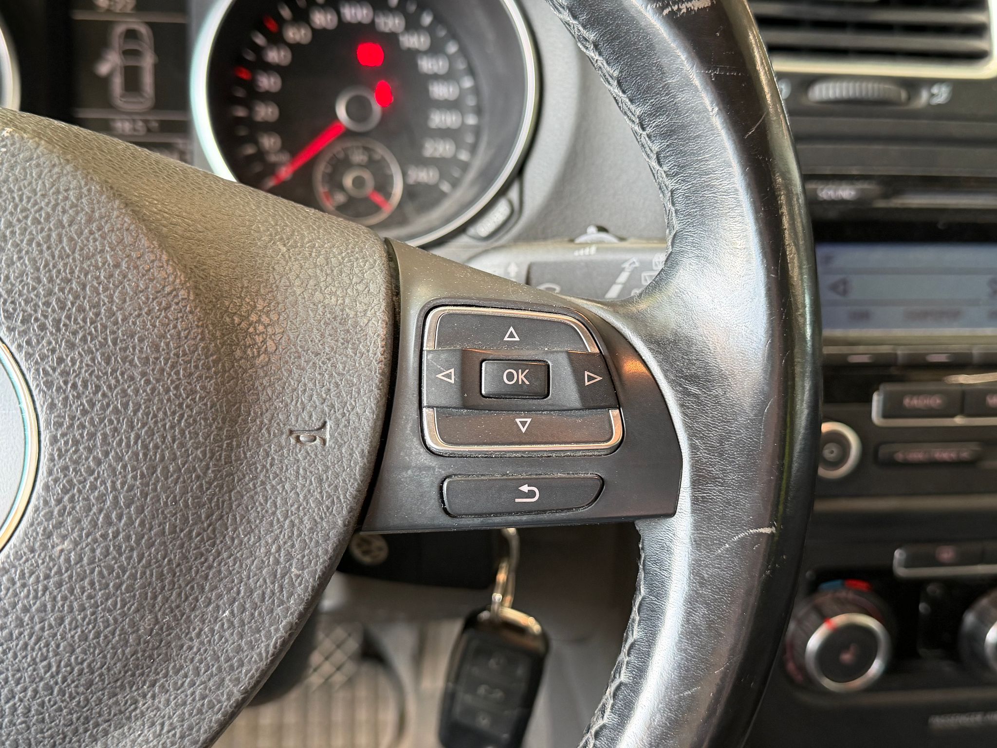 Image 10/30