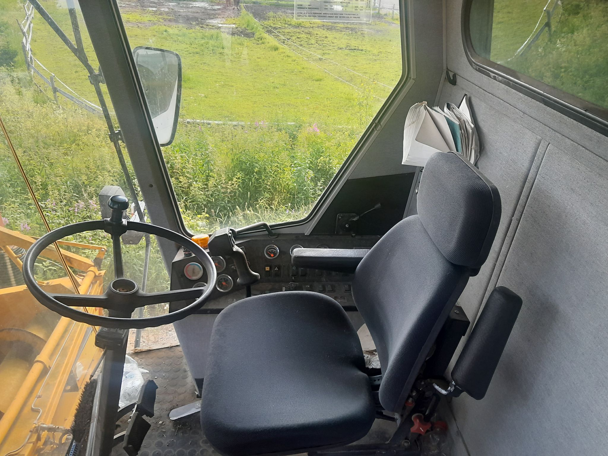 Image 8/11