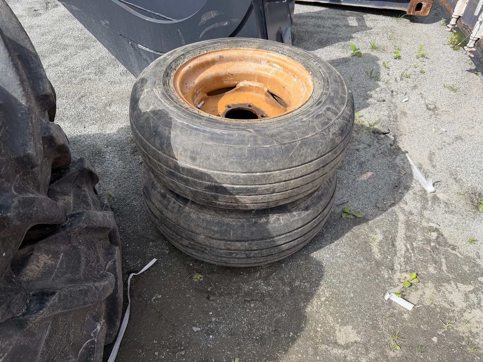 Image 6/8