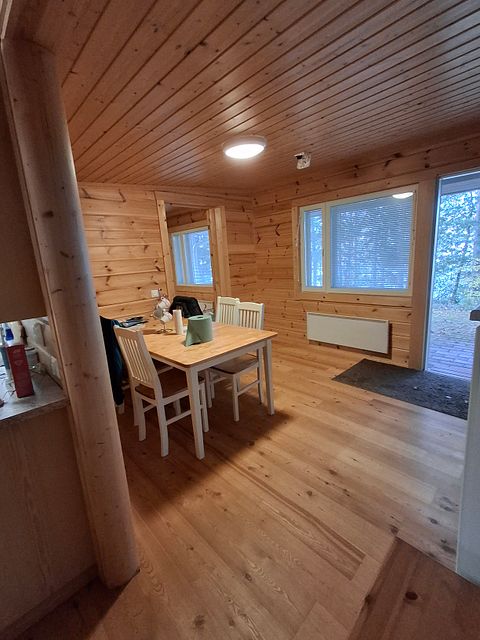 Image 6/56