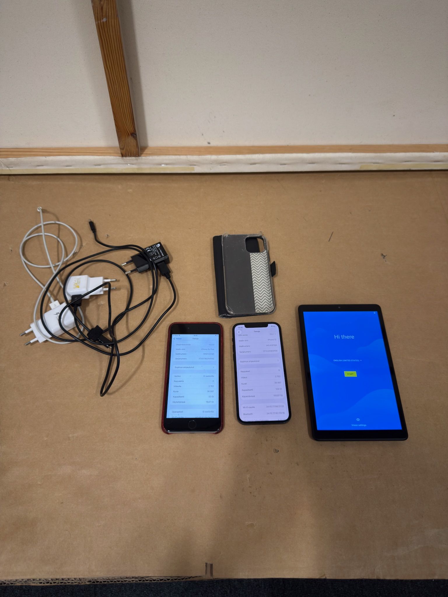 Image 1/25