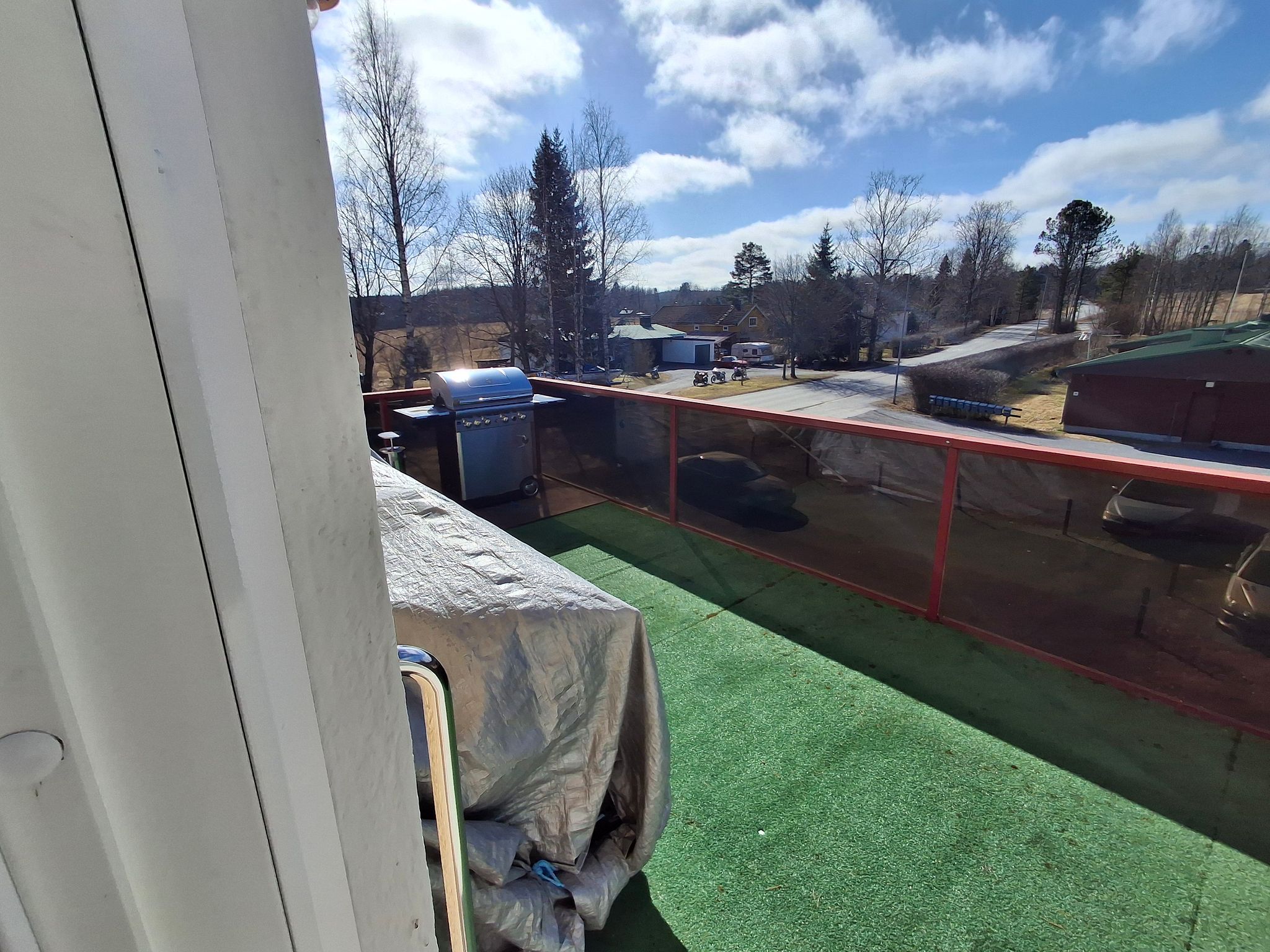 Image 7/28