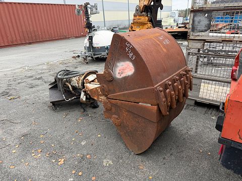 Image 1/7