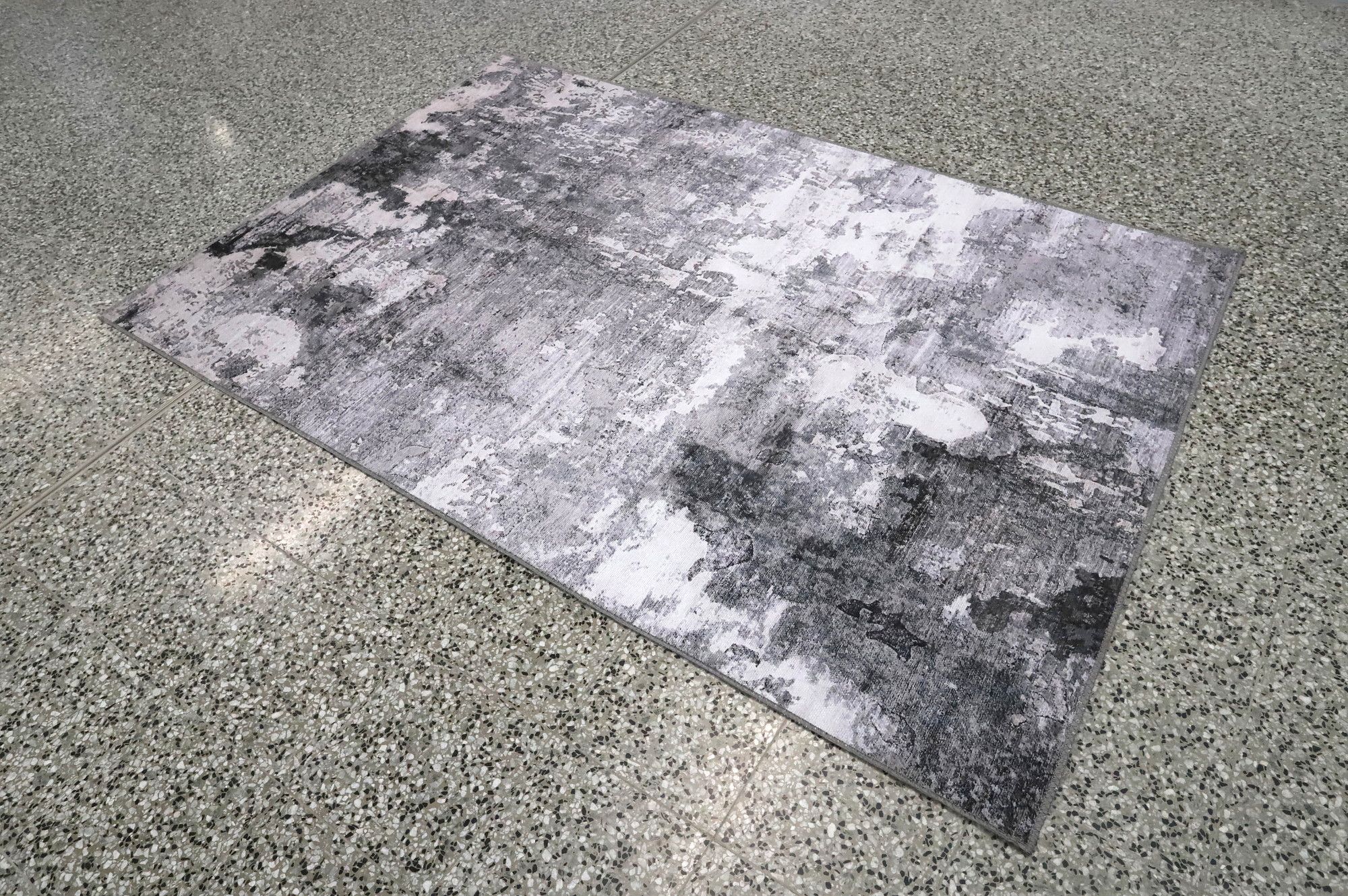 Image 1/6