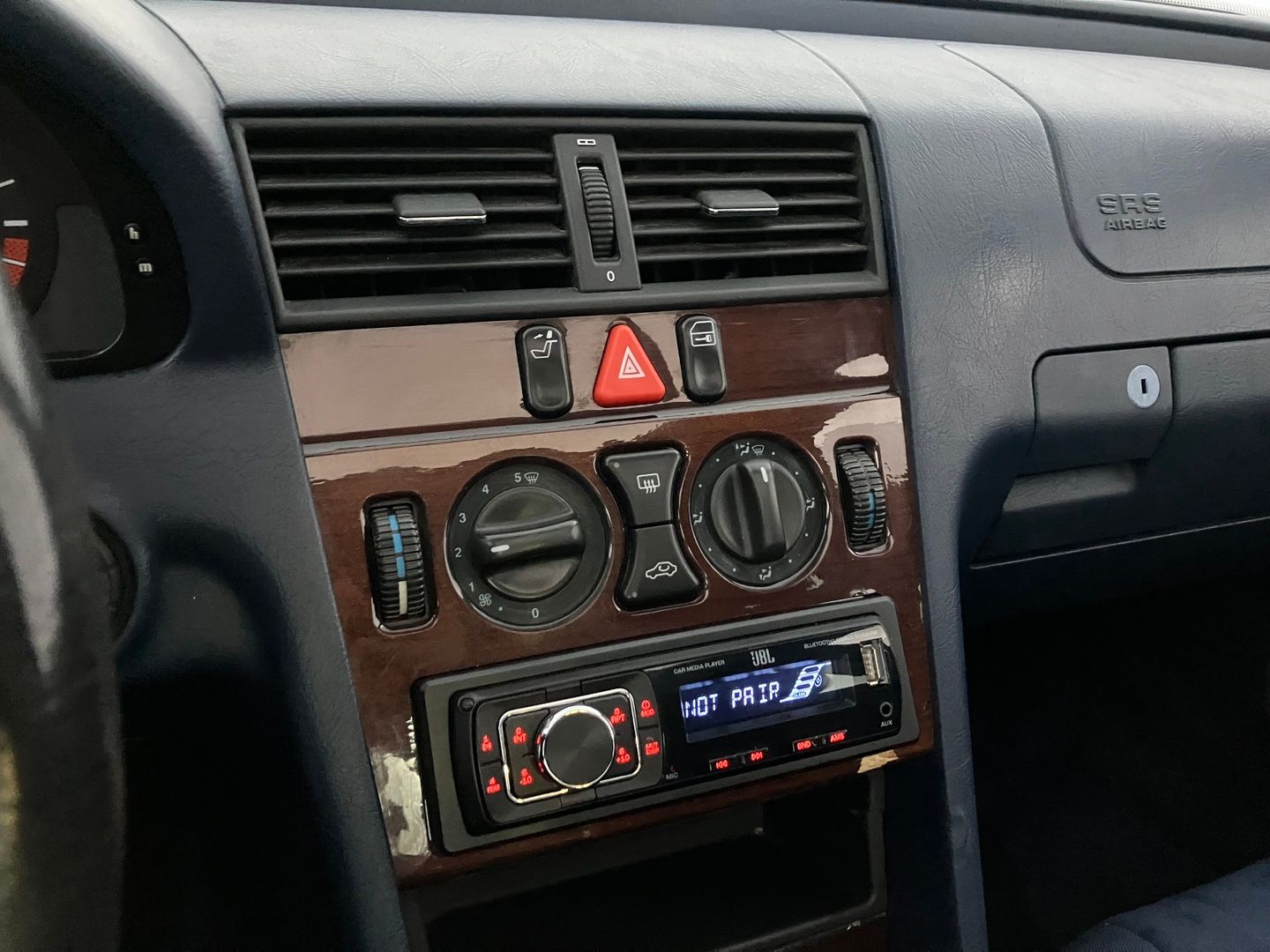 Image 10/22
