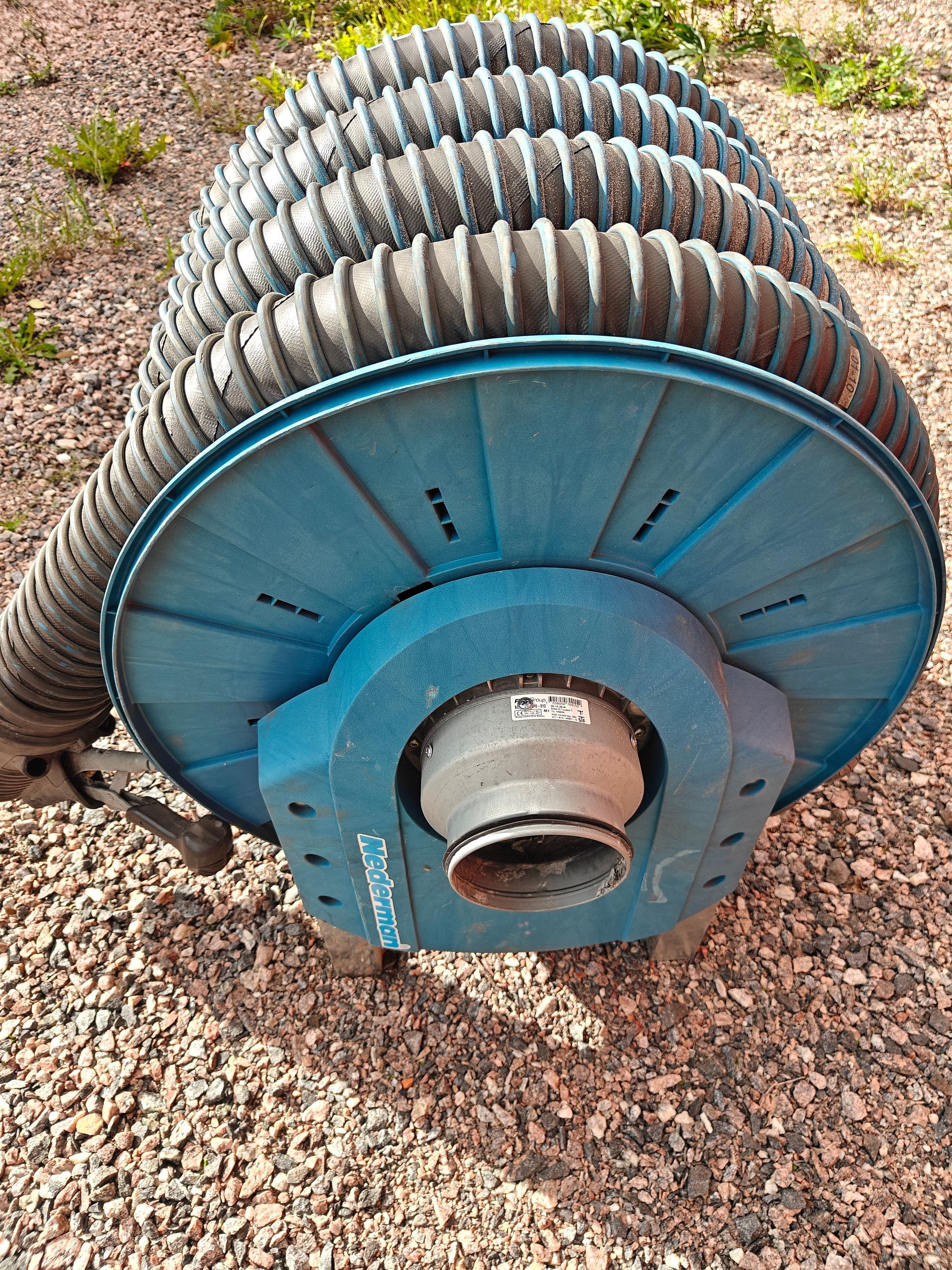 Image 4/5