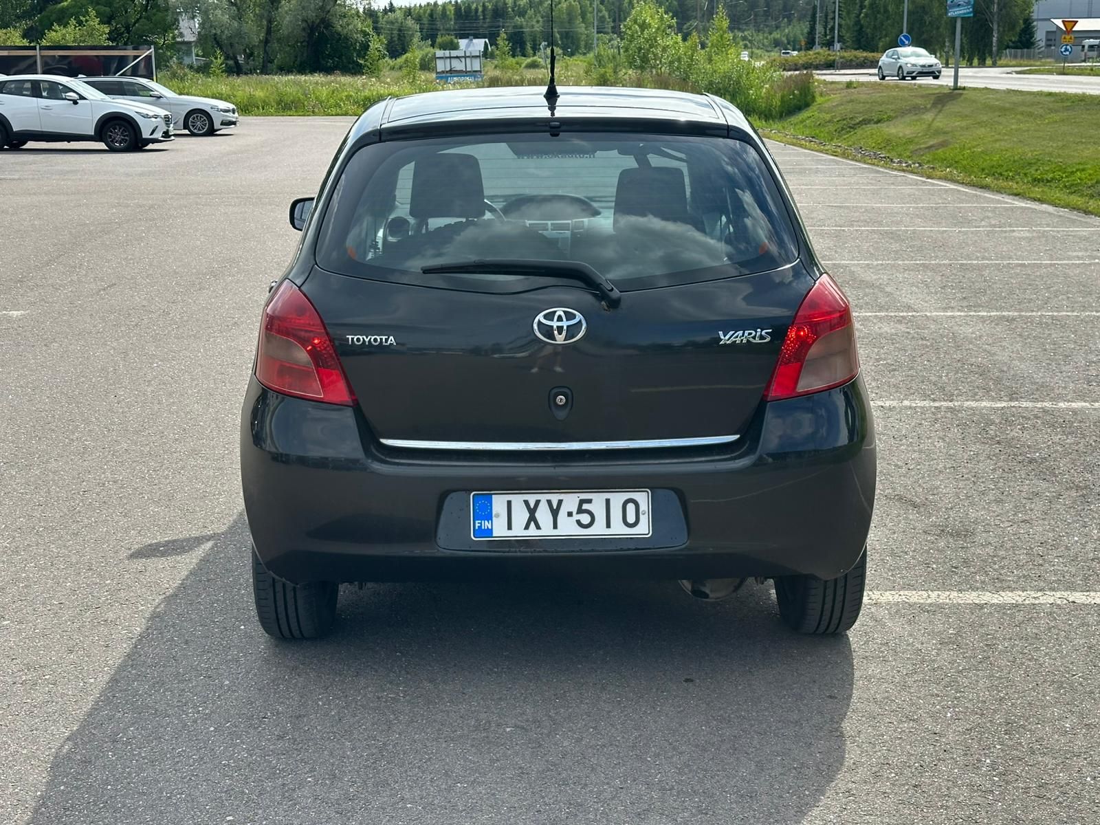Image 7/37