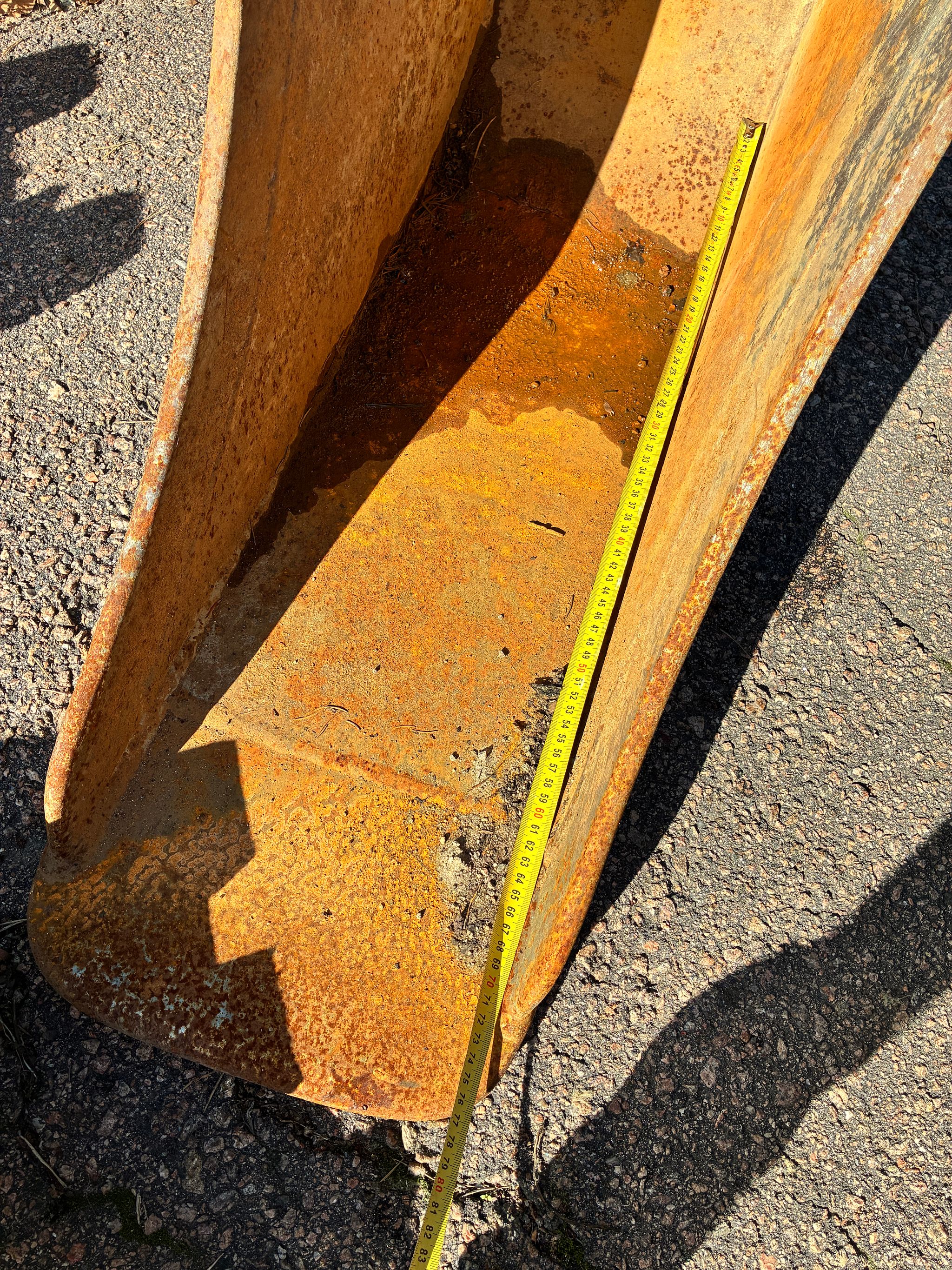 Image 7/7