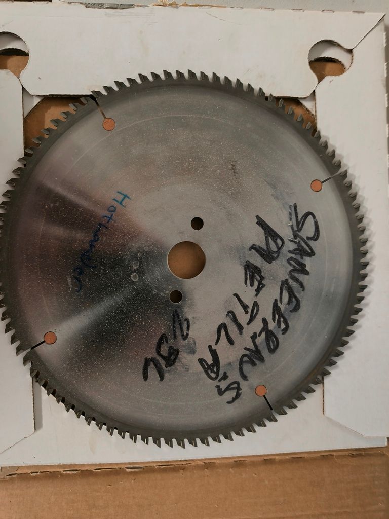 Image 30/84