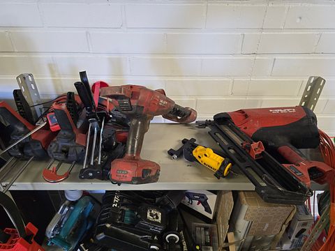 Image 3/23