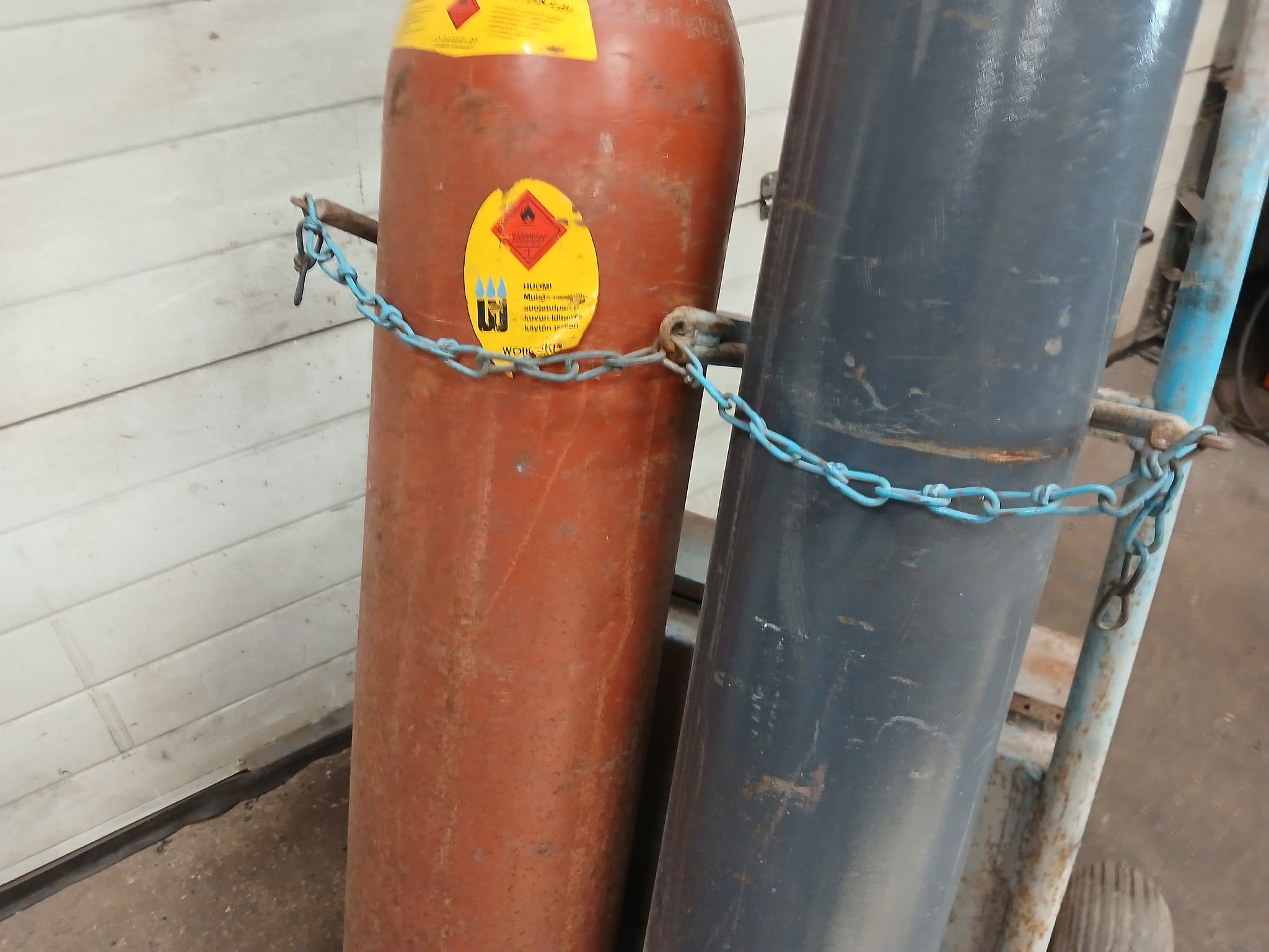 Image 6/9