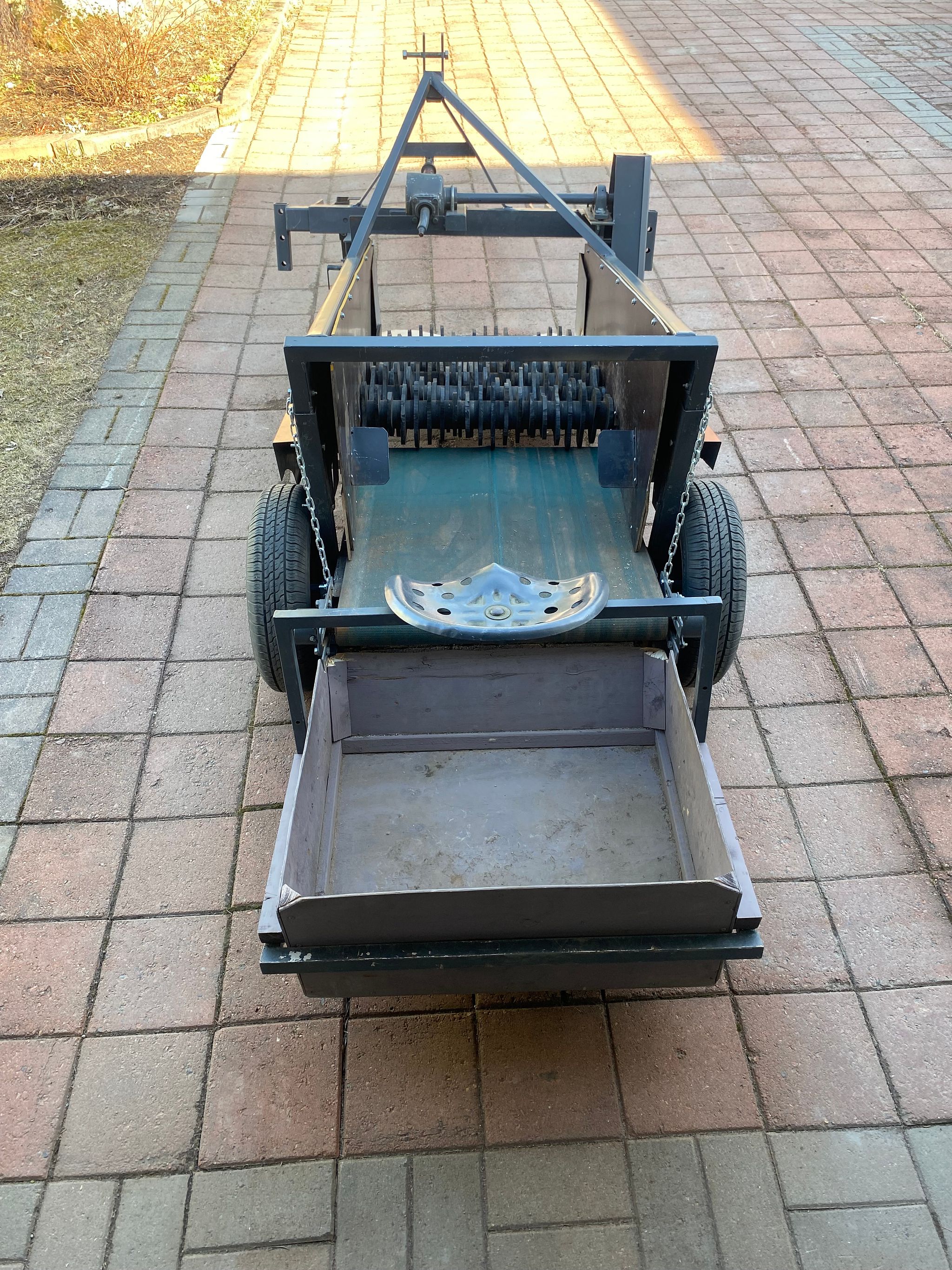 Image 3/4