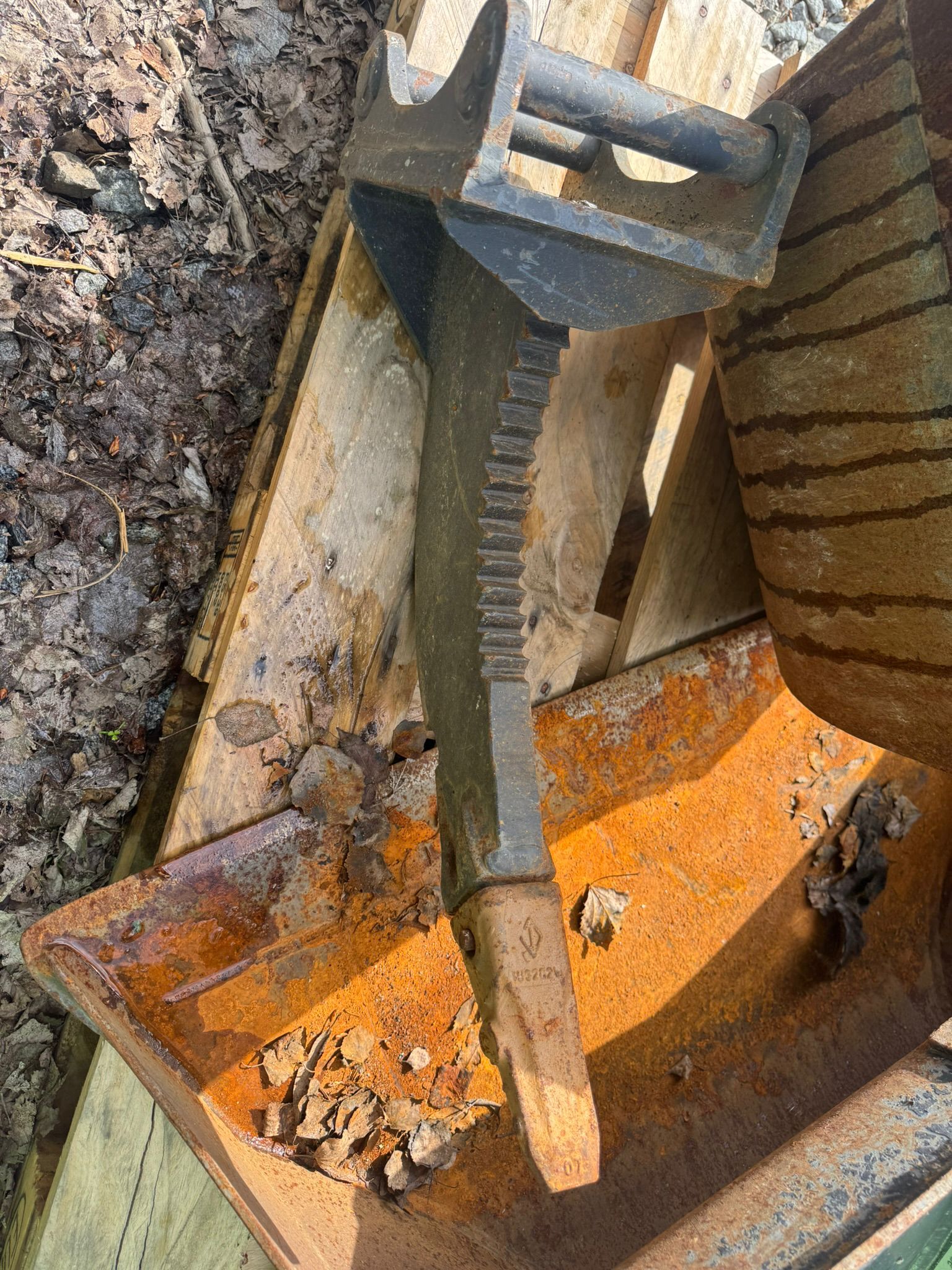 Image 2/3