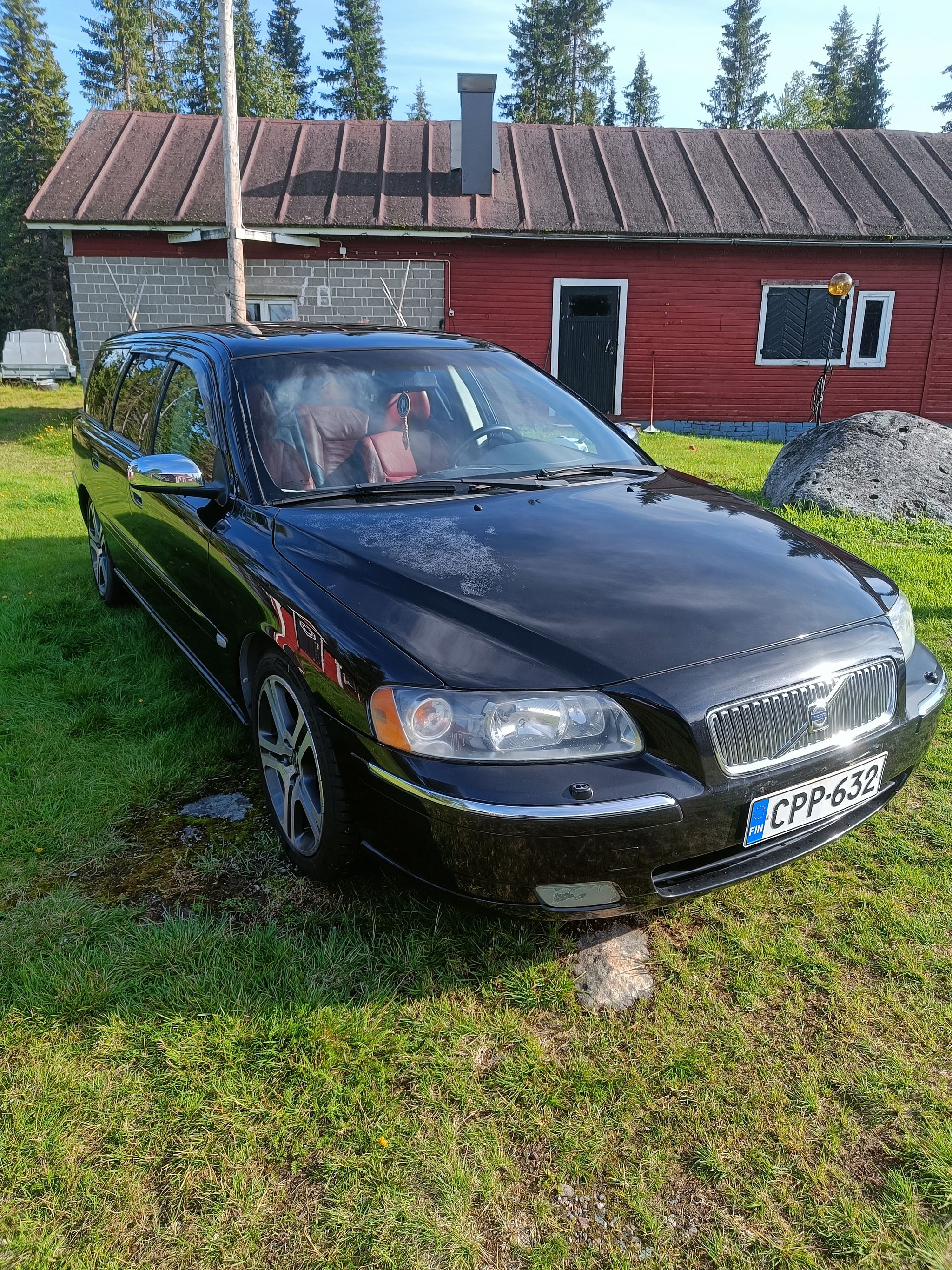Image 2/15