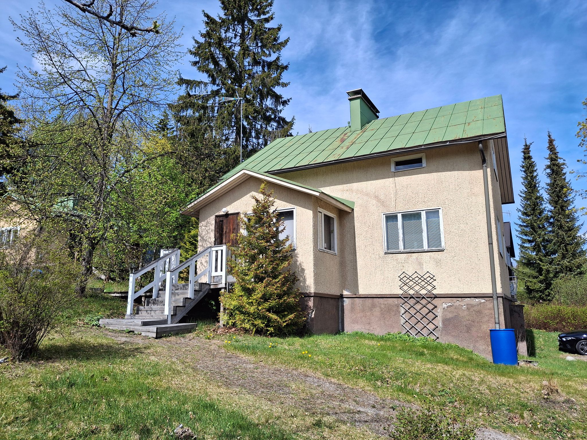 Image 1/46