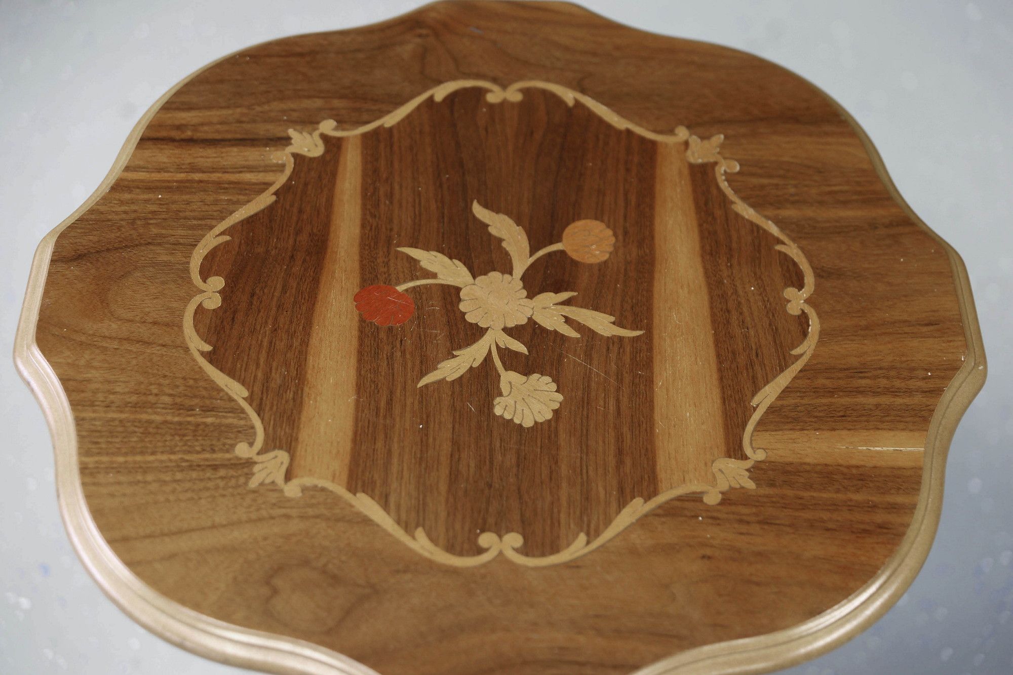 Image 3/6