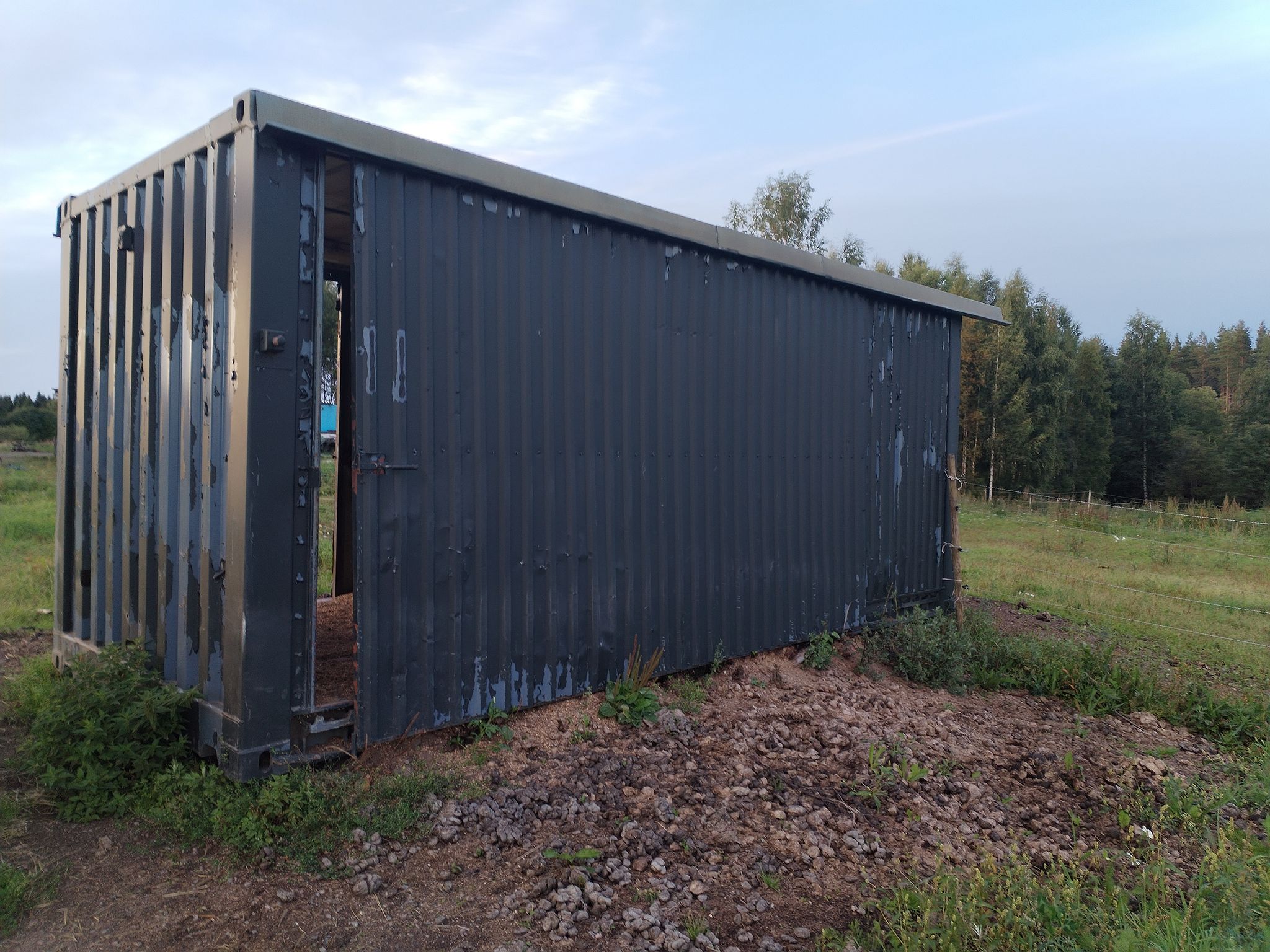 Image 2/5