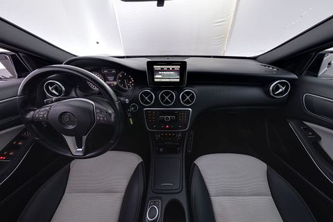 Image 9/15