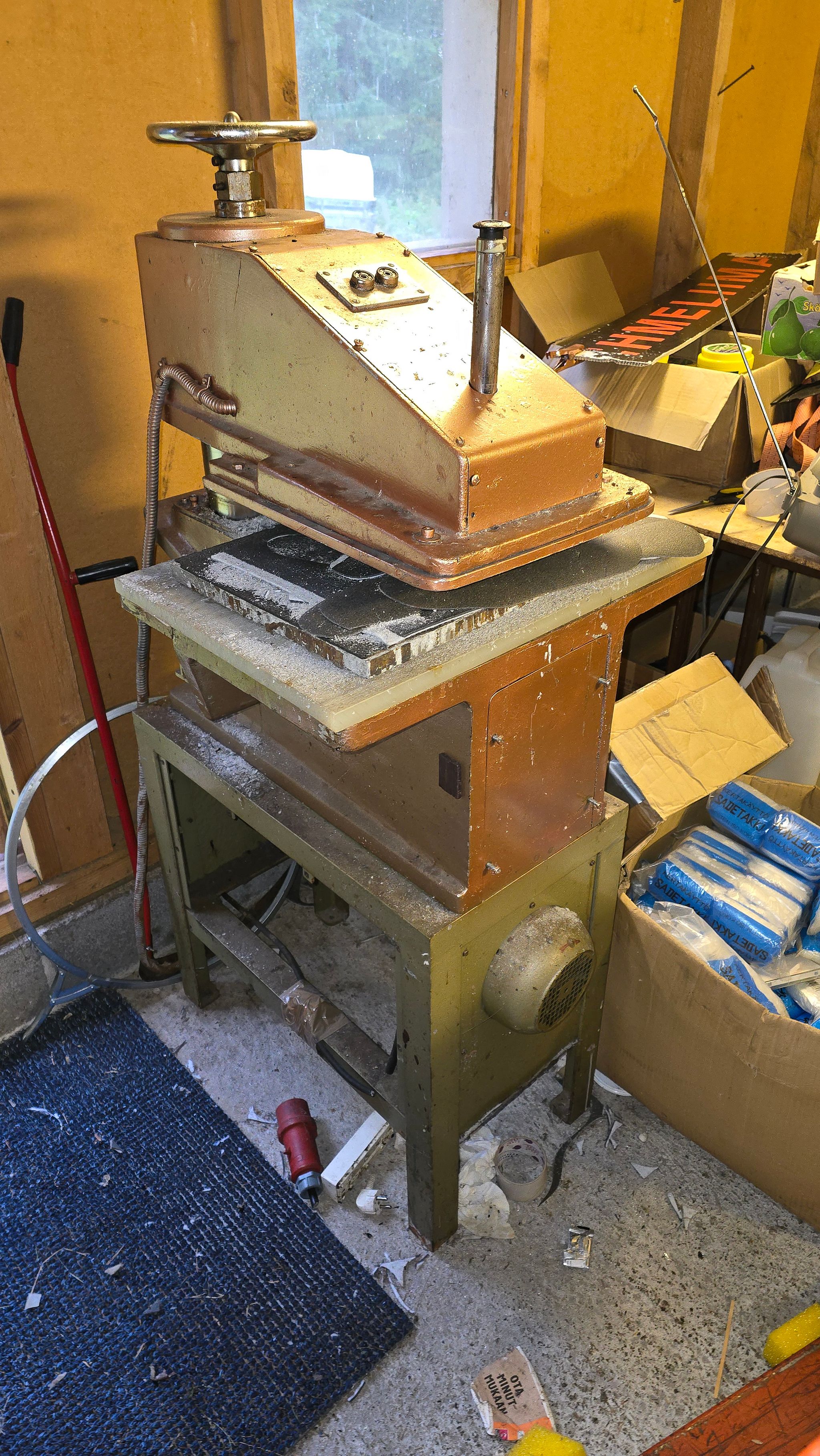 Image 46/52