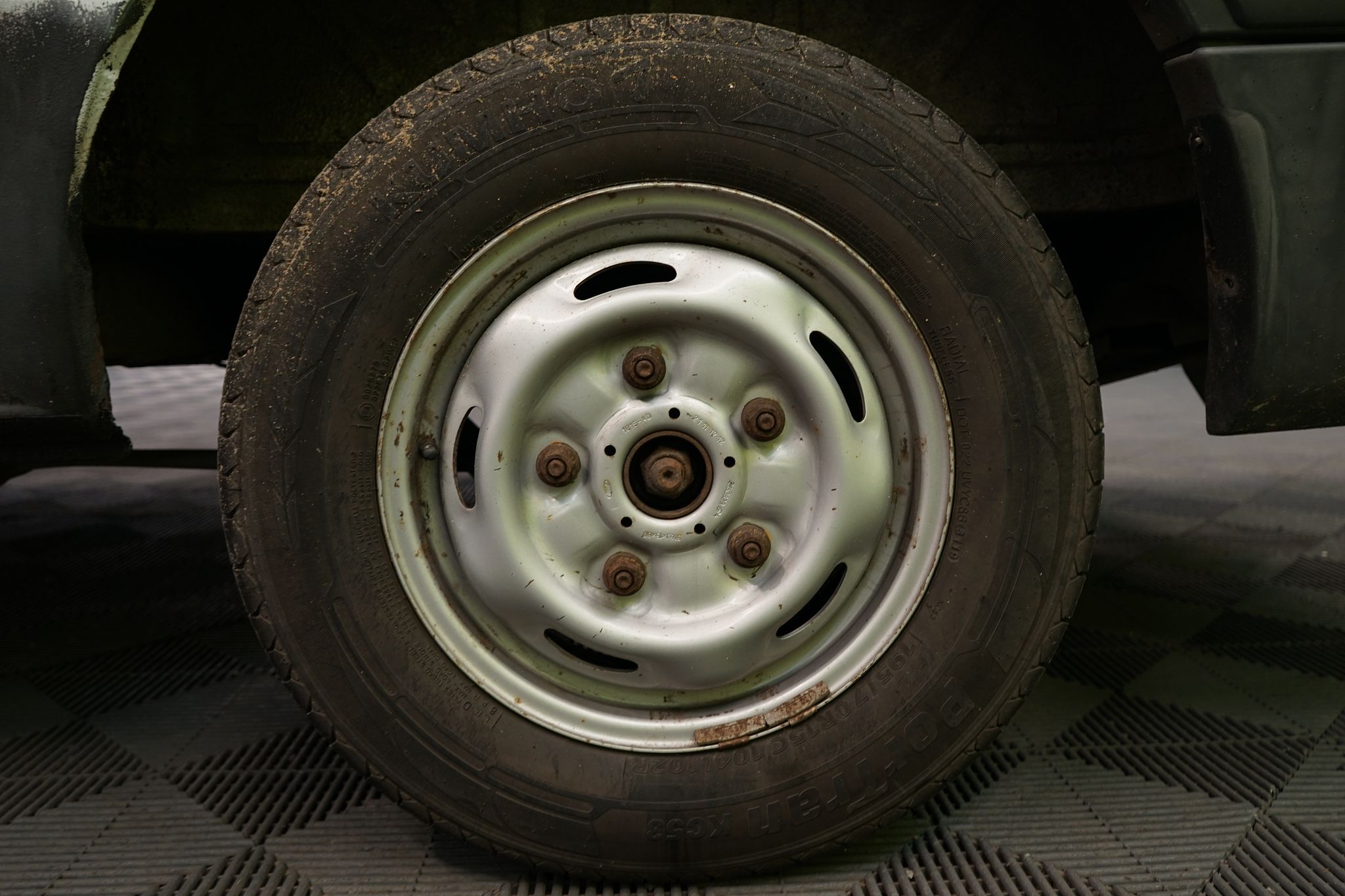 Image 31/64