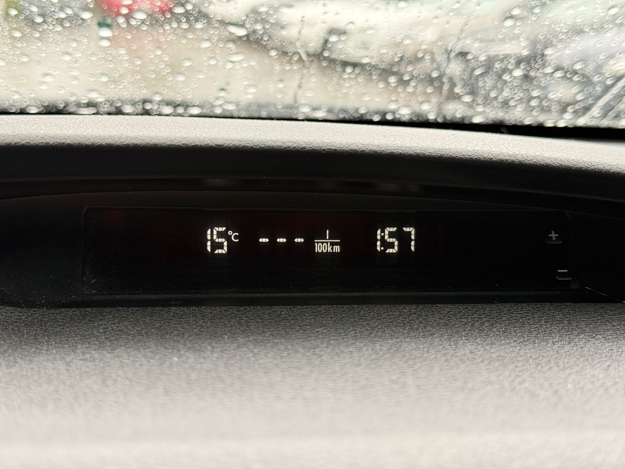 Image 12/37