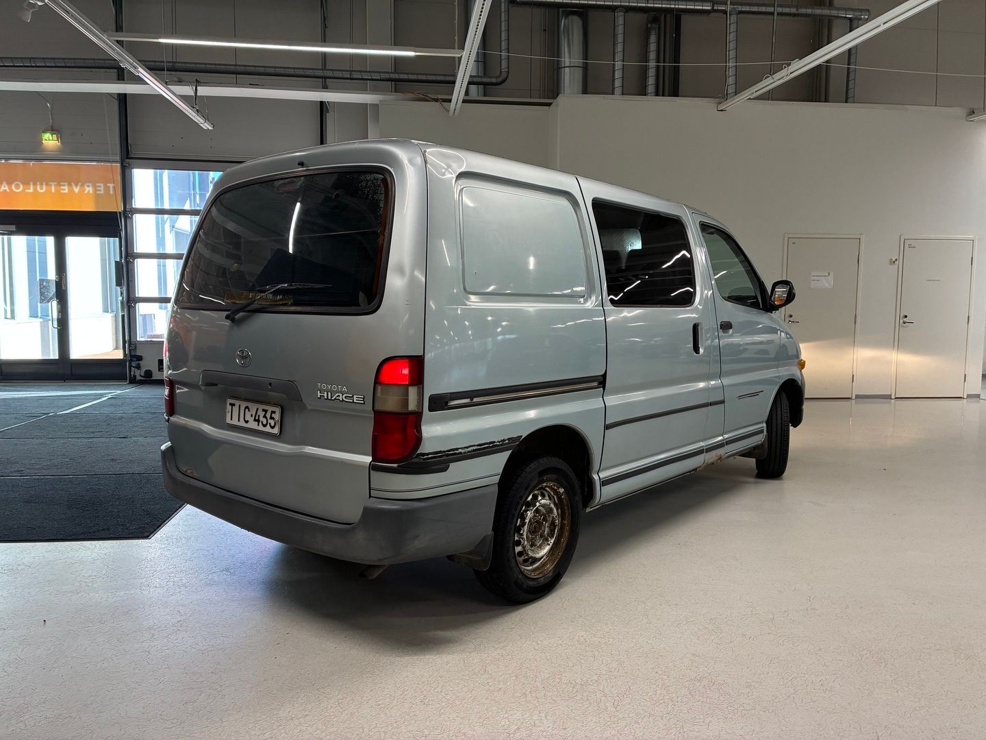 Image 7/43