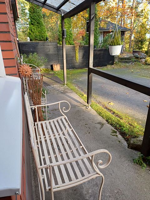 Image 12/69