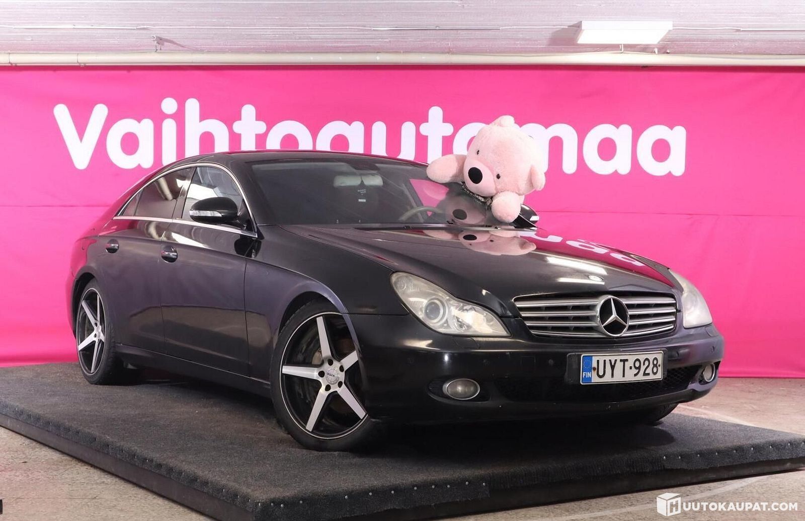 Mercedes Benz CLS 2005 Muurame Huutokaupat mercedes-benz-cls-2005-muurame-huutokaupat