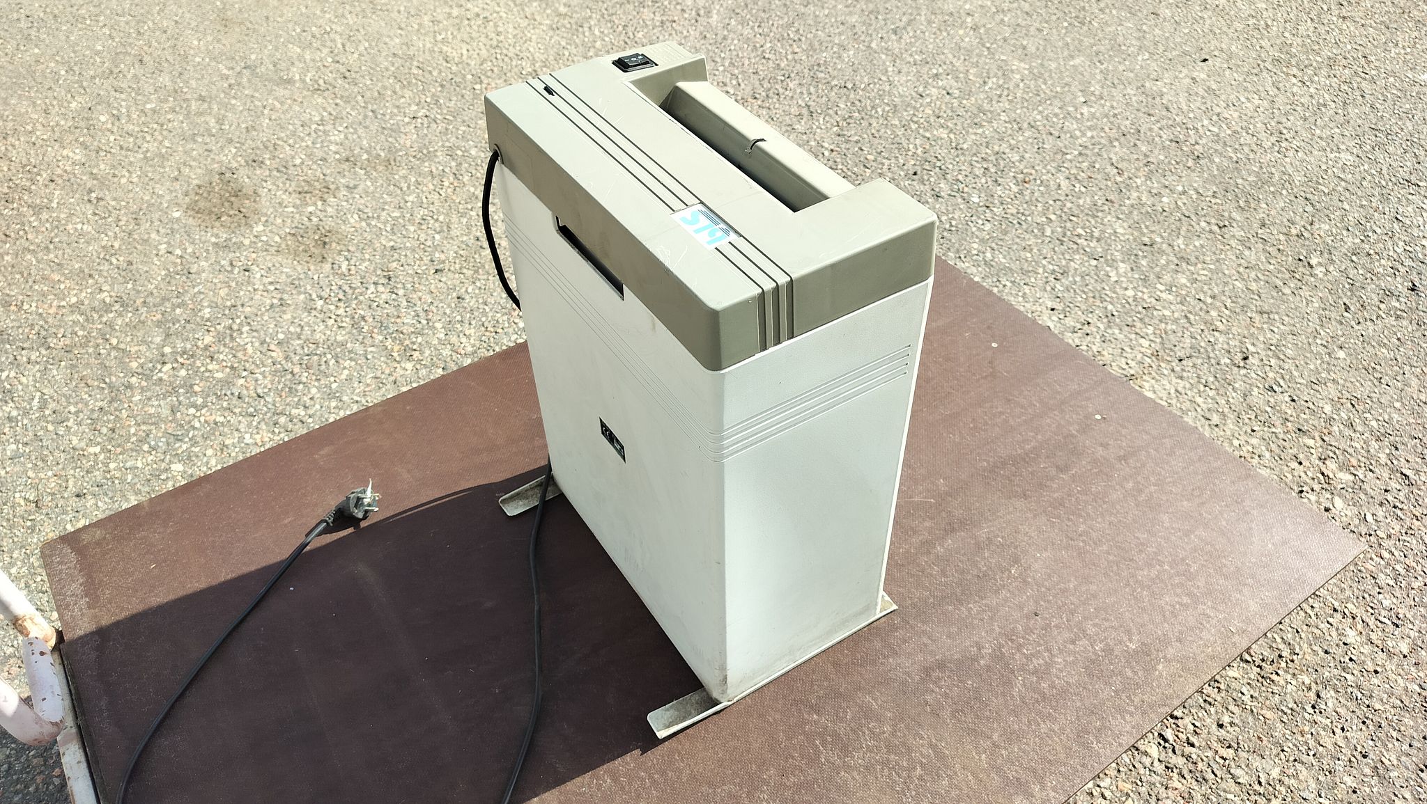 Image 2/10