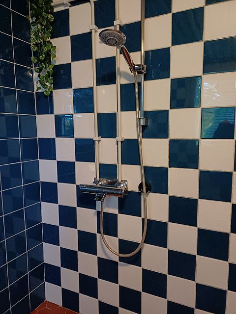 Image 35/69