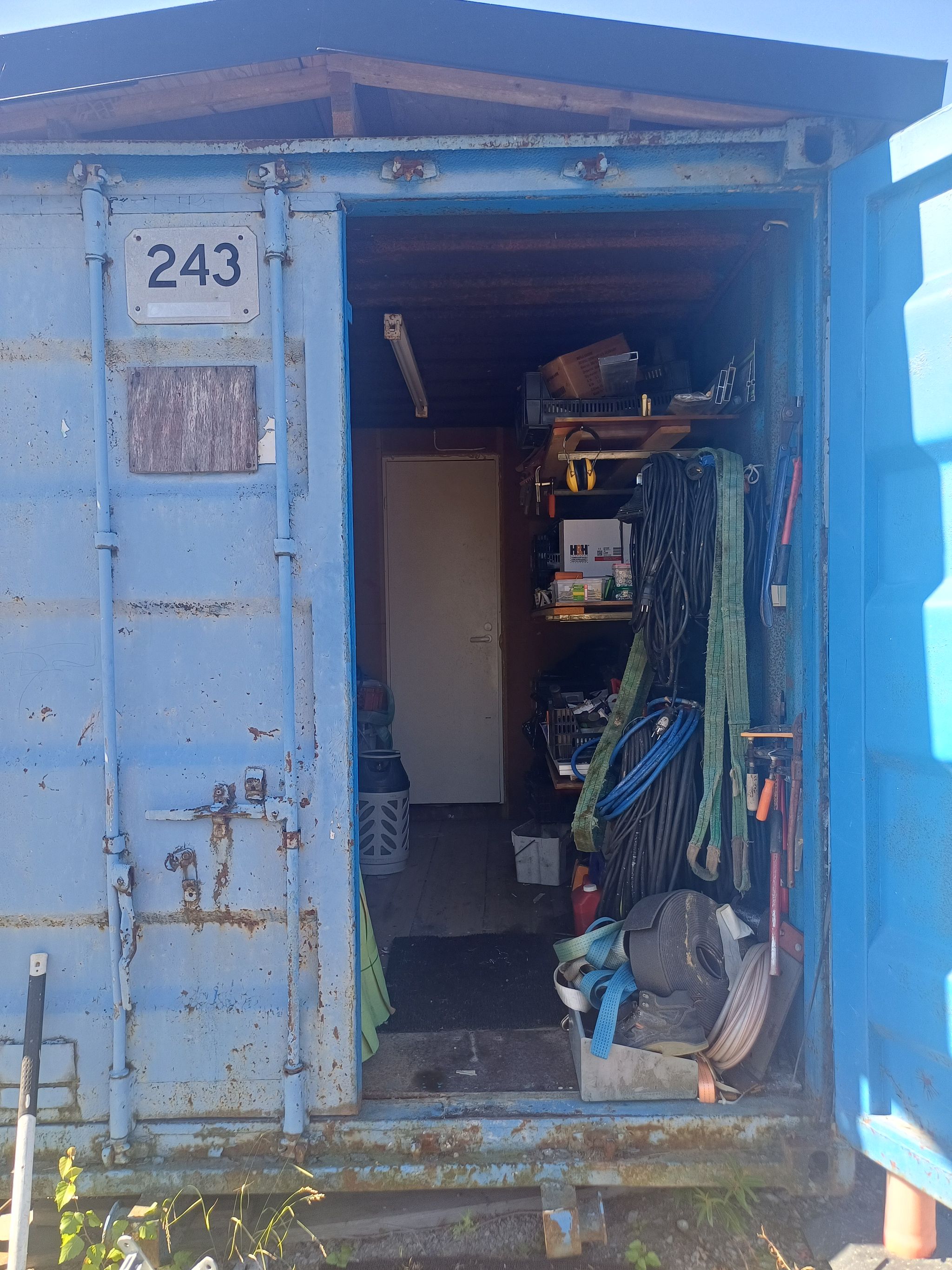 Image 5/15