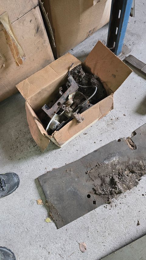Image 13/47