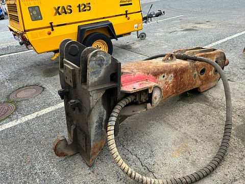 Image 6/10