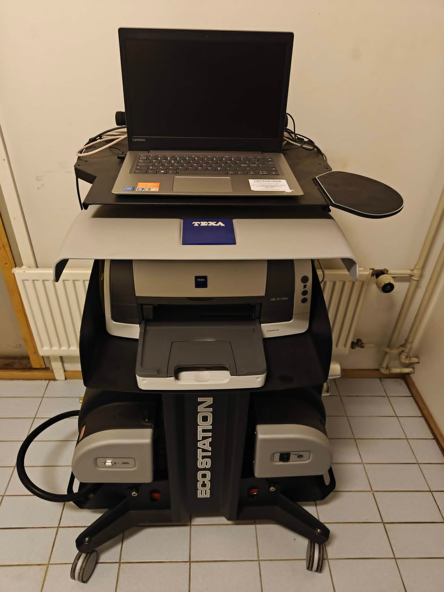Image 1/4
