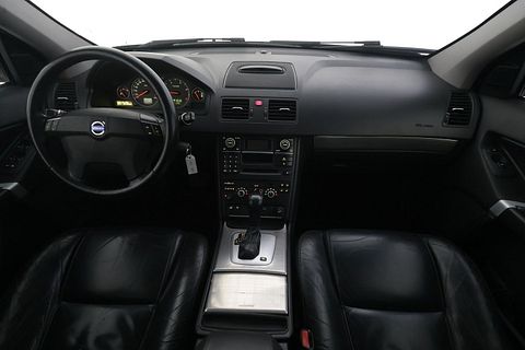 Image 12/28