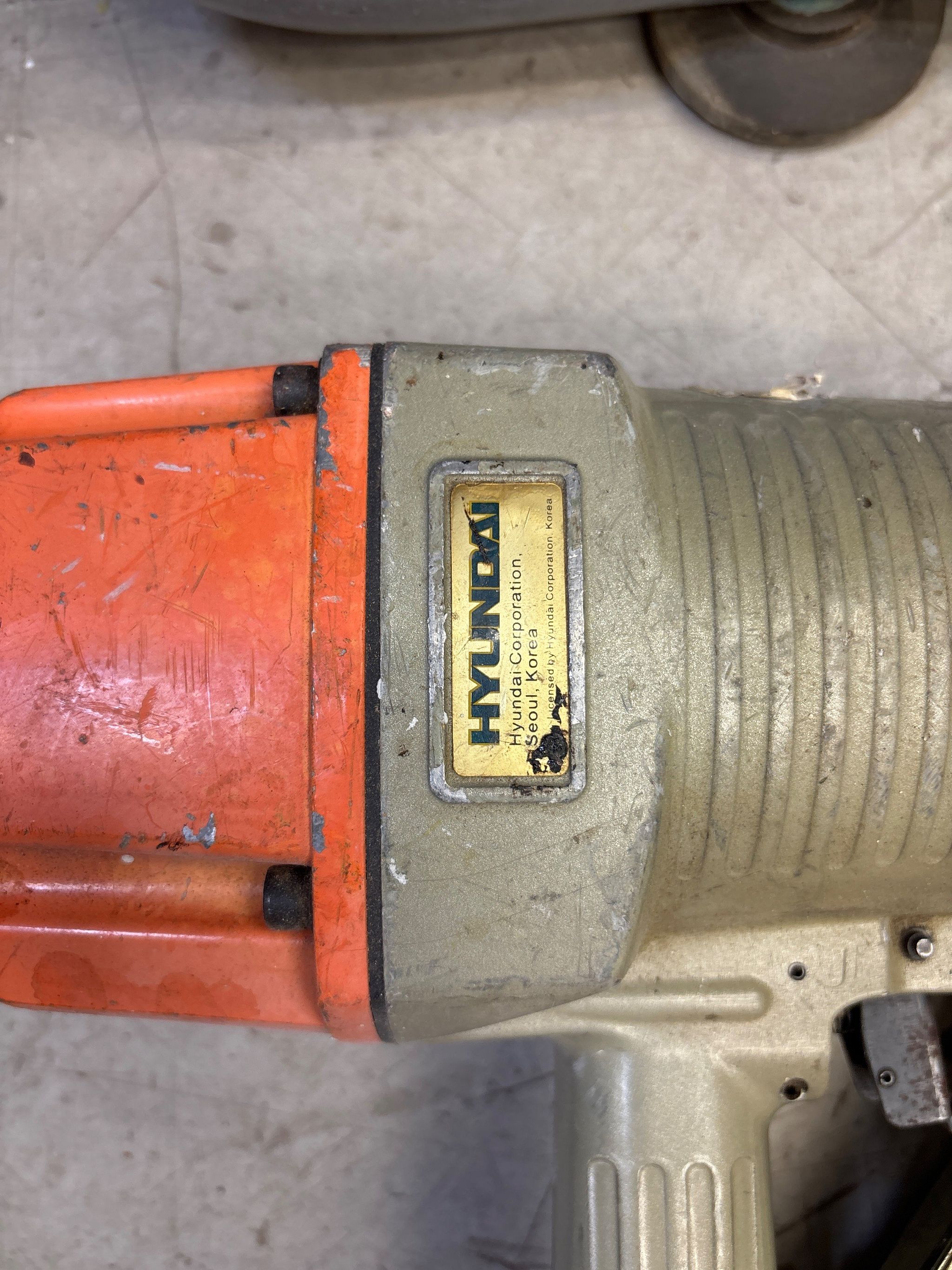 Image 3/39