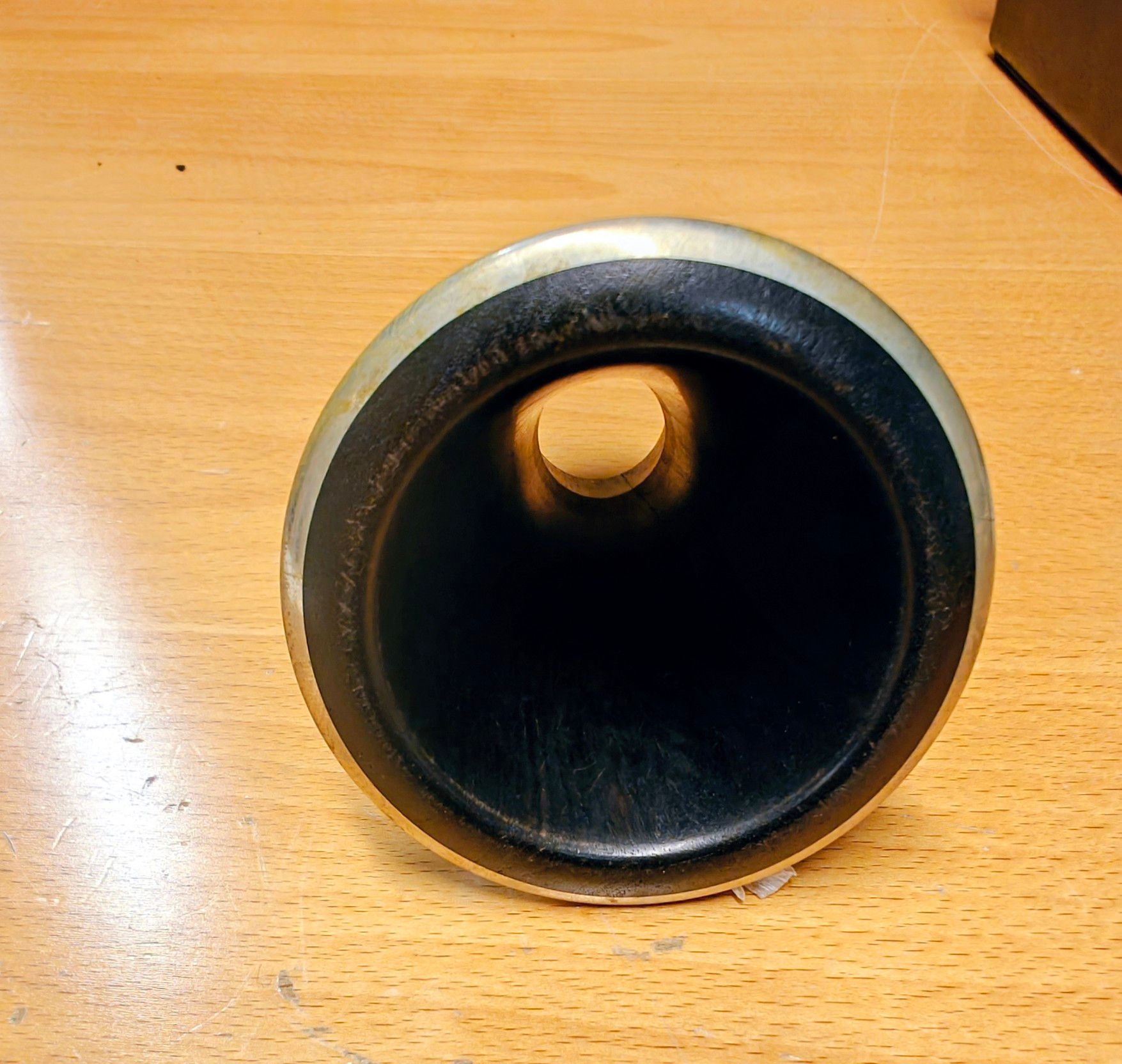 Image 6/12