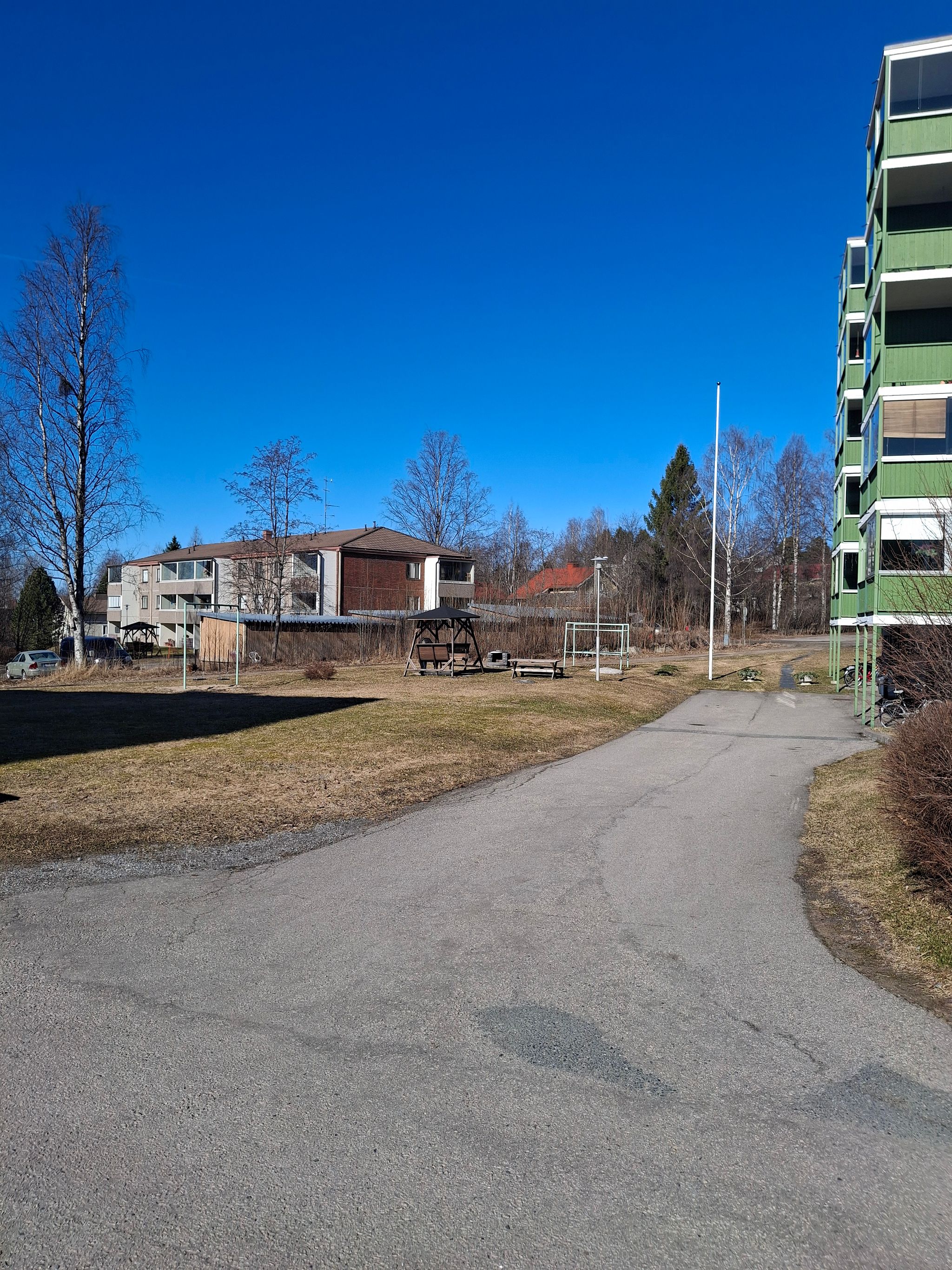 Image 5/34