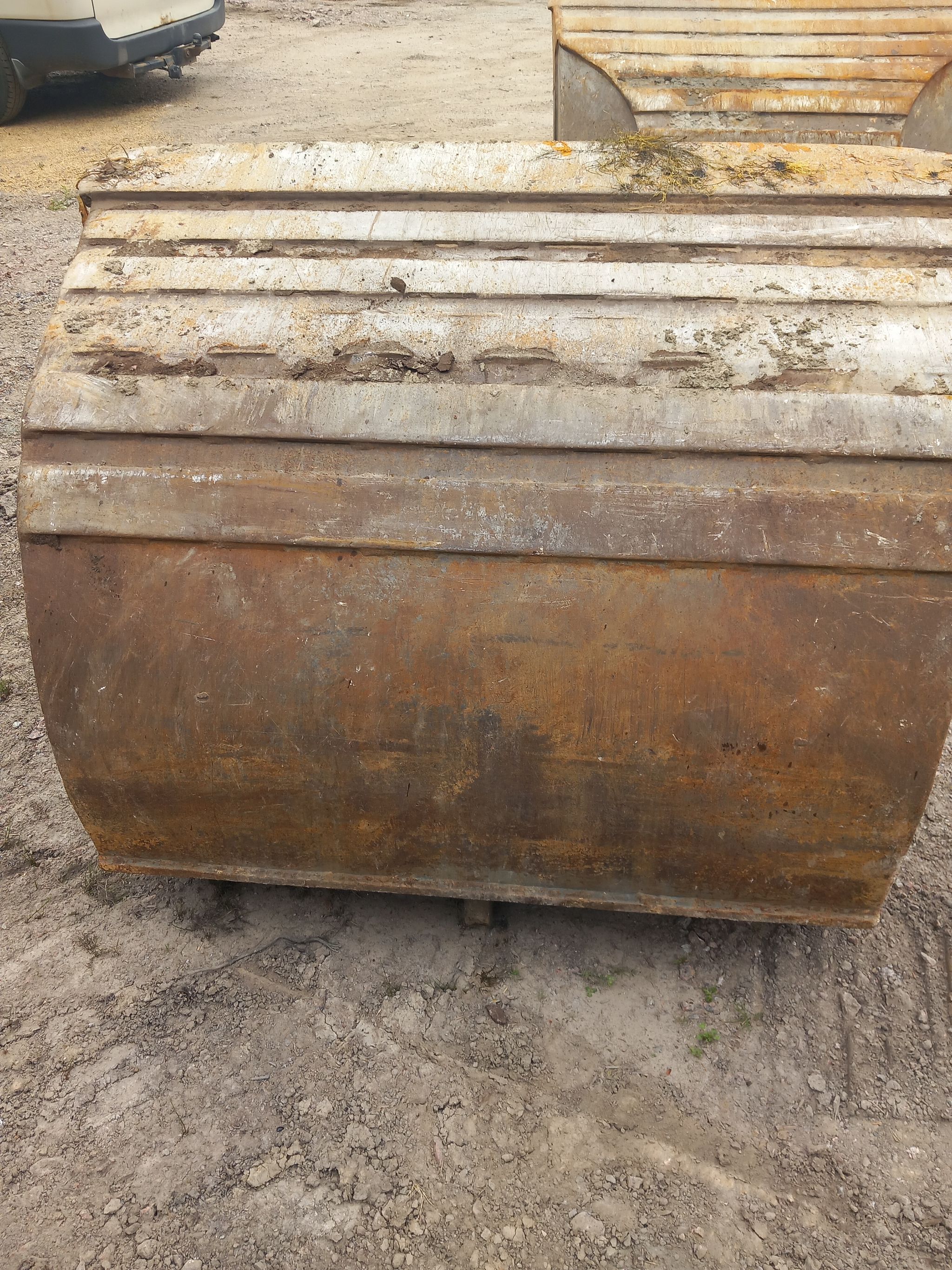 Image 6/7