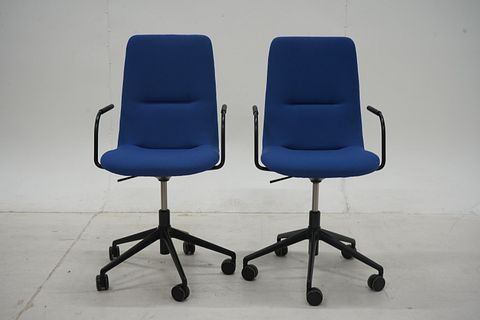 Image 2/10