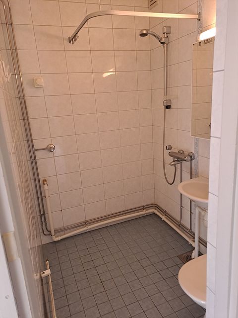 Image 10/11