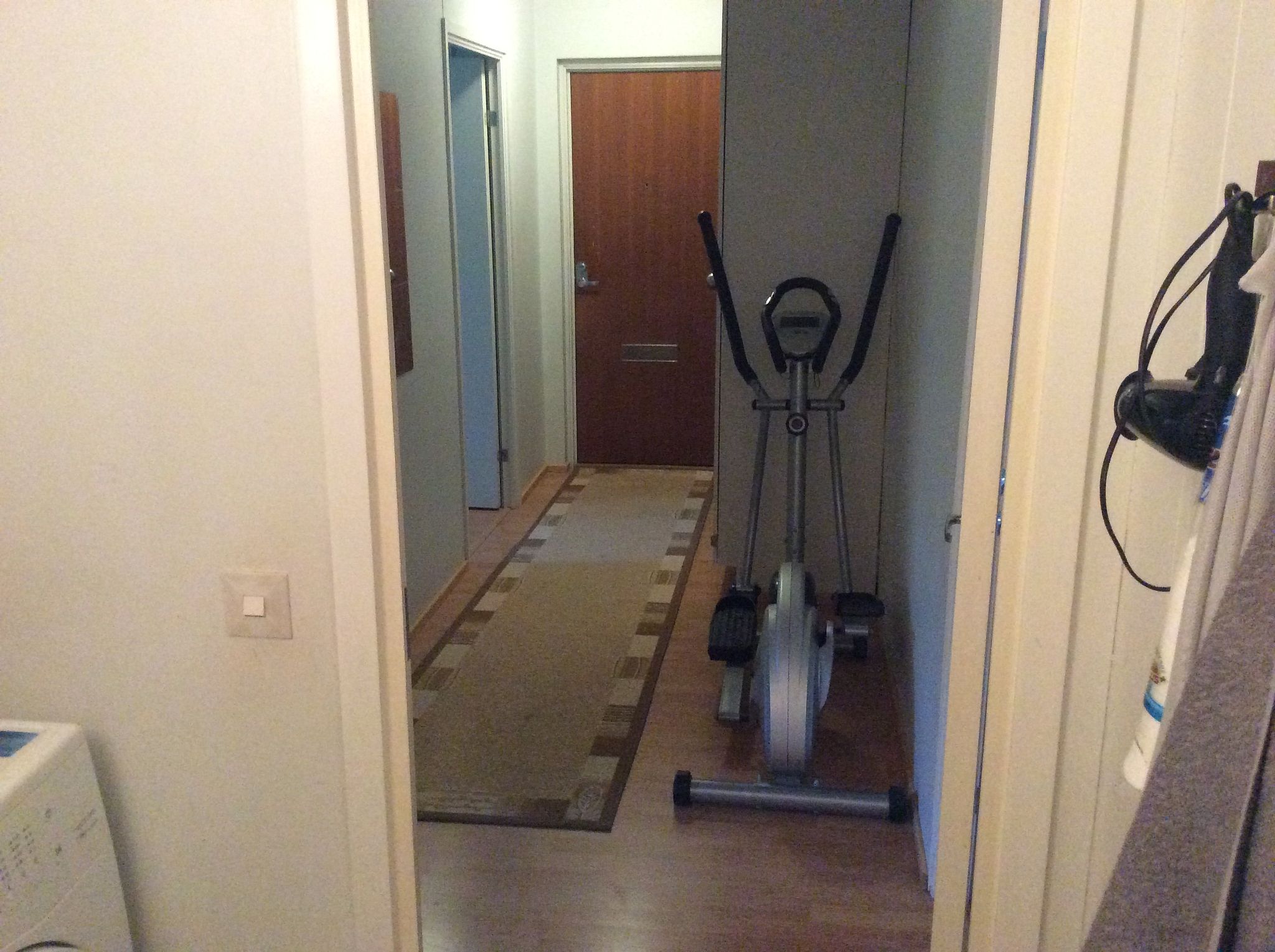 Image 5/9