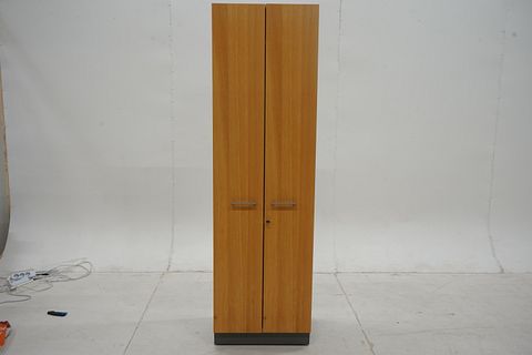 Image 2/7